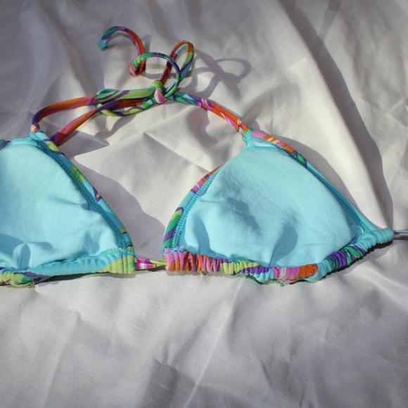 Tropical print Bikini Set - Picture 3 of 10